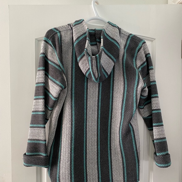 3/$30 ✨ Teal Baja Poncho - Picture 5 of 5